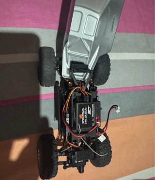 Axial AX24