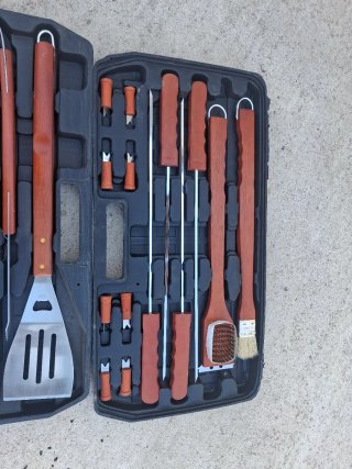 Set Barbecue 15 Pezzi