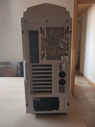 PC Gaming sin gráfica ni disco duro