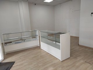 Local comercial en venta en Doctor Barraquer - G. Renfe - Policlínico en Sevilla