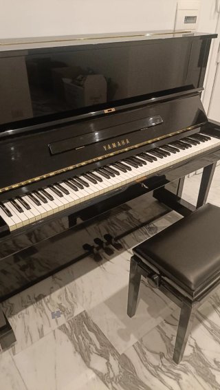 Yamaha U1 Pianoforte Vertical - 1982