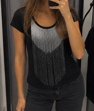 Camiseta negra con flecos plateados Talla S/M