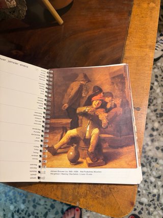 Agenda antigua con espiral
