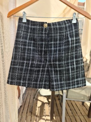 Lote XS: Pantalón corto y minifalda.Nuevos