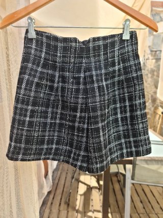 Lote XS: Pantalón corto y minifalda.Nuevos