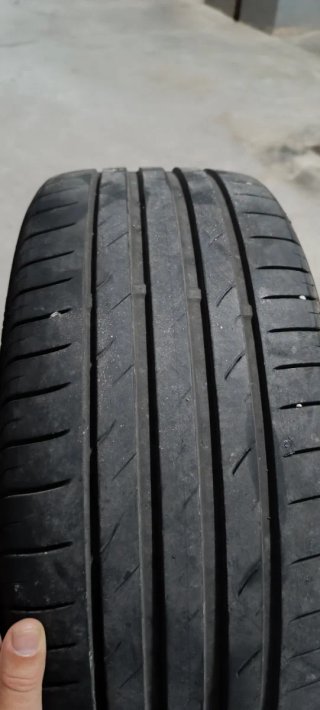 Neumático Nexen 215/45 R17 91W