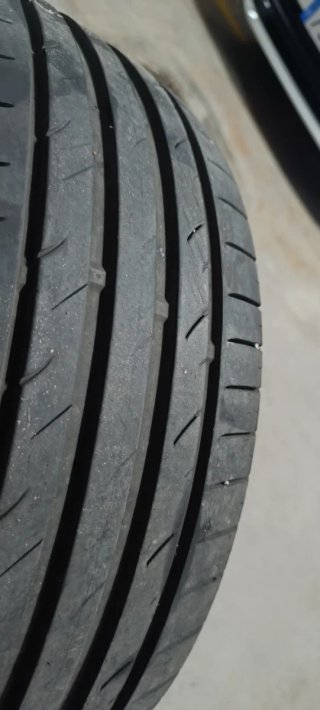 Neumático Nexen 215/45 R17 91W