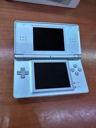 Nintendo DS Lite Console Argento