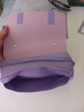 Estuche Kuromi Sanrio Morado y Rosa