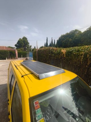 Placa solar 12V 175w y soporte VW transporter T5