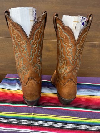 Botas Camperas Ariat Marrones y Negras