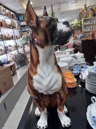 Figura Perro Boxer Cerámica Pintada a Mano