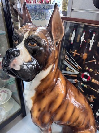Figura Perro Boxer Cerámica Pintada a Mano