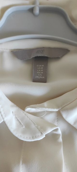 Camisa beige mujer