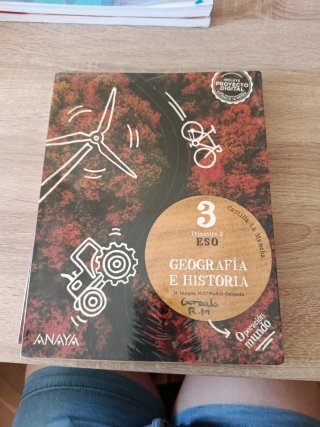 Libro Geografía e Historia