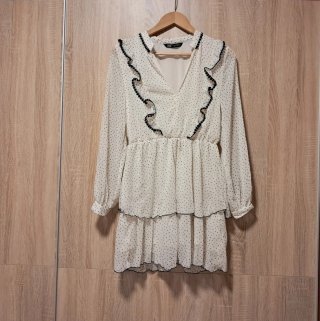 Vestido Zara lunares blanco y negro Talla XS