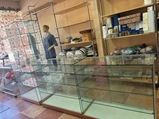 Expositores Tienda Cristal y Metal