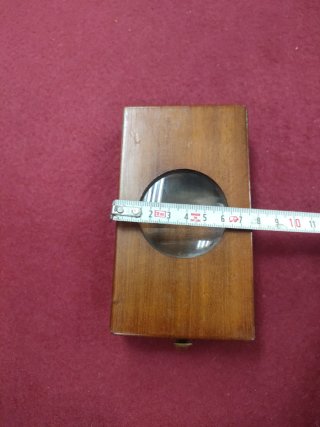 Antigua lupa visor de fotos, de madera