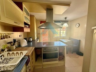 Casa adosada en alquiler en Meco pueblo en Meco