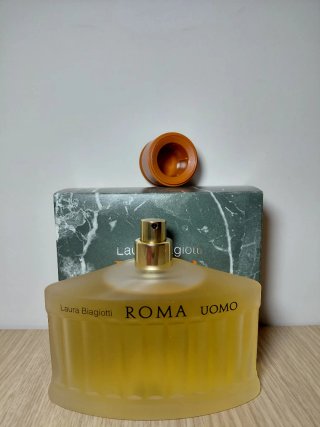 Laura Biagiotti Roma Uomo Eau de Toilette