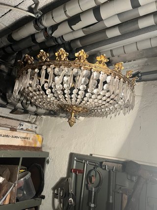 Lámpara de lágrimas de cristal dorada