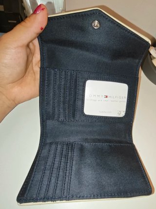 Billetera Tommy Hilfiger Beige Plata