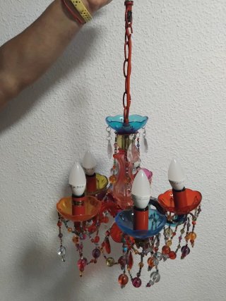 Lámpara colgante de cristal y plástico