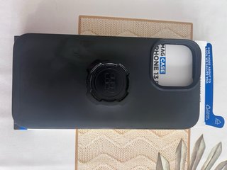 Custodia Quad Lock per iPhone 13 Pro Max