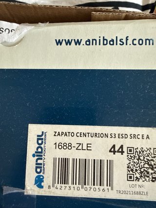 Zapatos de trabajo Manibau negros y verdes