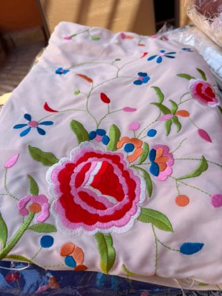 Mantón de Manila bordado floral