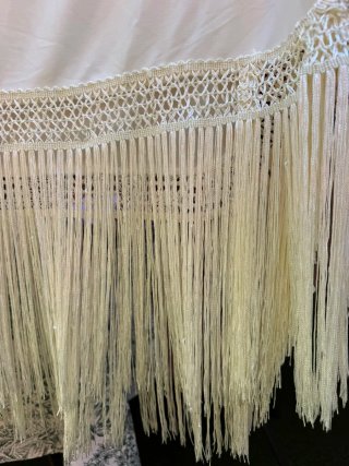 Mantón de Manila bordado floral