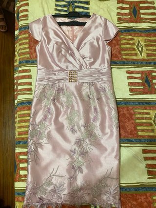 Vestido de fiesta rosa Zeila talla 42