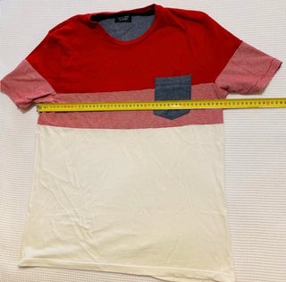 Camiseta de Zara
