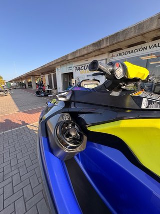 Moto Acuática Sea-Doo Wake Pro 230 150 horas