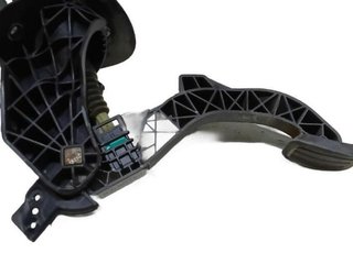 Pedal embrague 9820886180 peugeot rifter 2436127