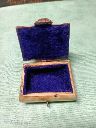 Mini Joyero Vintage Hueso y Bronce