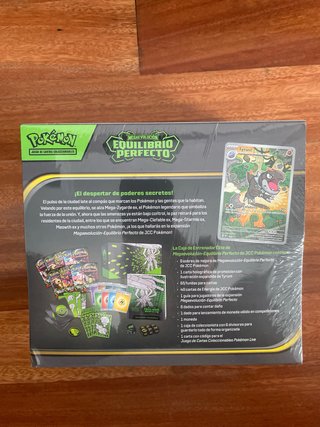 Caja ETB Pokémon Equilibrio Perfecto