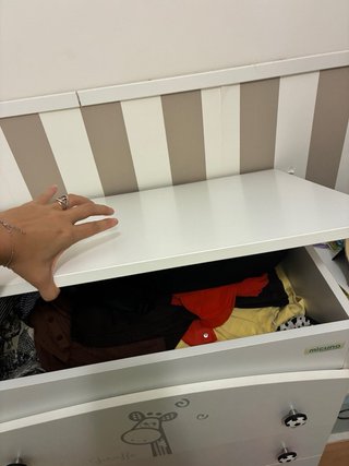 Cunada y Cómoda bebé Micuna con bañera y cambiador