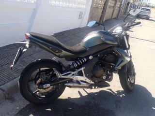 Kawasaki ER6N Verde