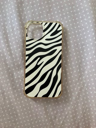 Pack 8 fundas iPhone 13