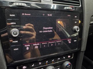 Volkswagen Golf GTI Performance 2.0 TSI BMT