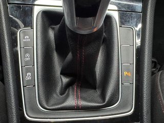 Volkswagen Golf GTI Performance 2.0 TSI BMT