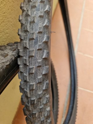 Cubierta Vittoria Barzo 29 x  2.10