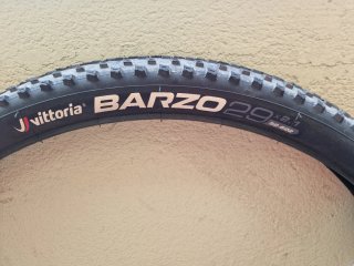 Cubierta Vittoria Barzo 29 x  2.10