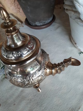 Tetera Marroquí Metálica Dorada y Plateada