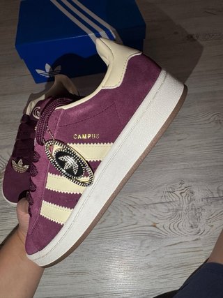 Adidas Campus Morado/Beige con Detalles Brillantes