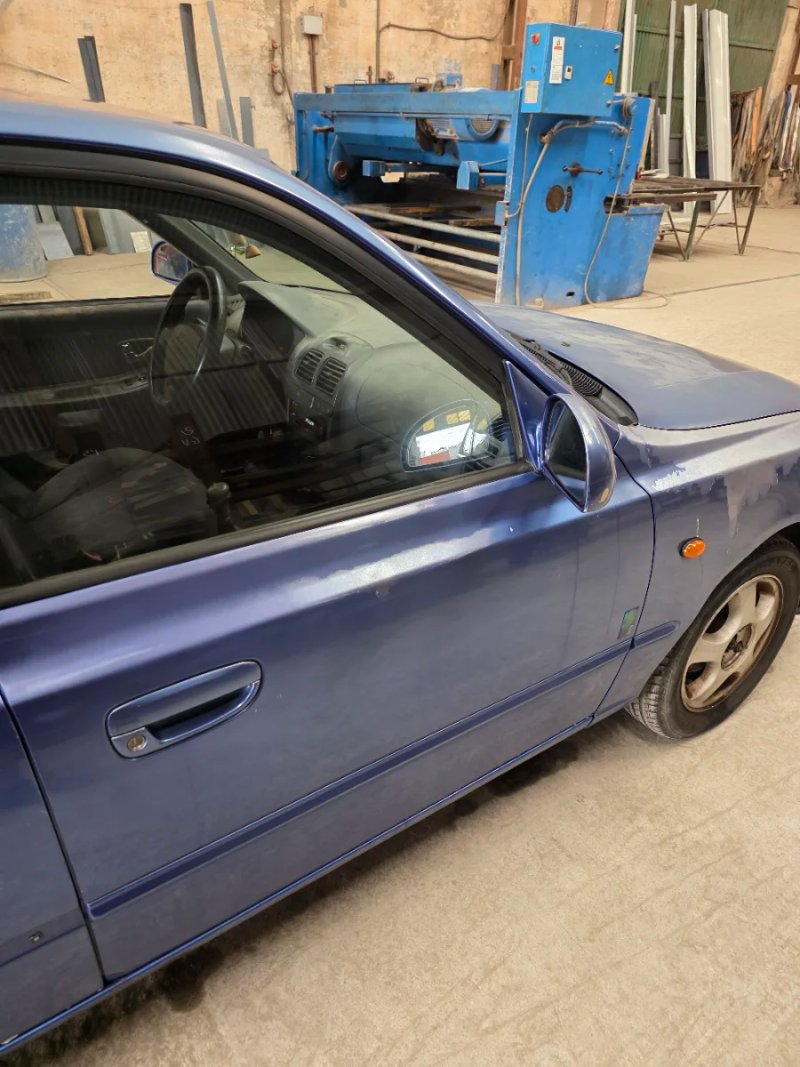 Hyundai Accent 2002 - foto 1