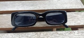 Lotto 3 paia occhiali da sole donna Zara