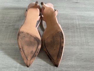 Zapatos de tacón Stradivarius rosa