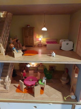 Casa de muñecas estilo victoriano